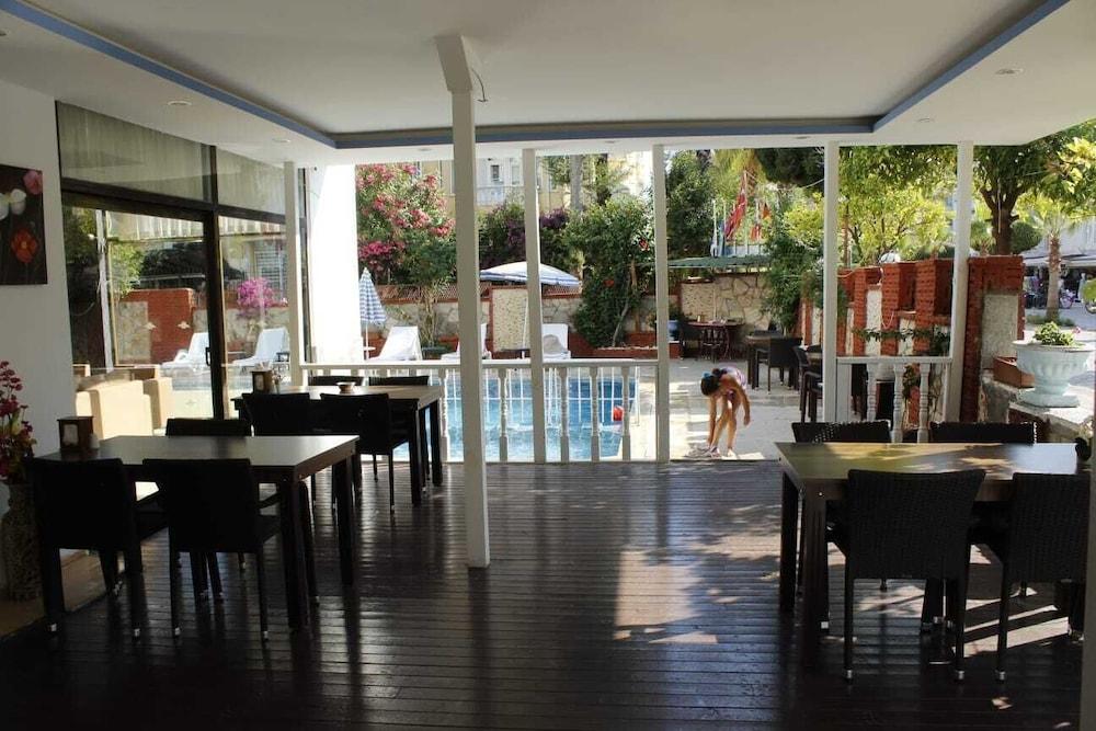 Moonlight Hotel ألانيا المظهر الخارجي الصورة